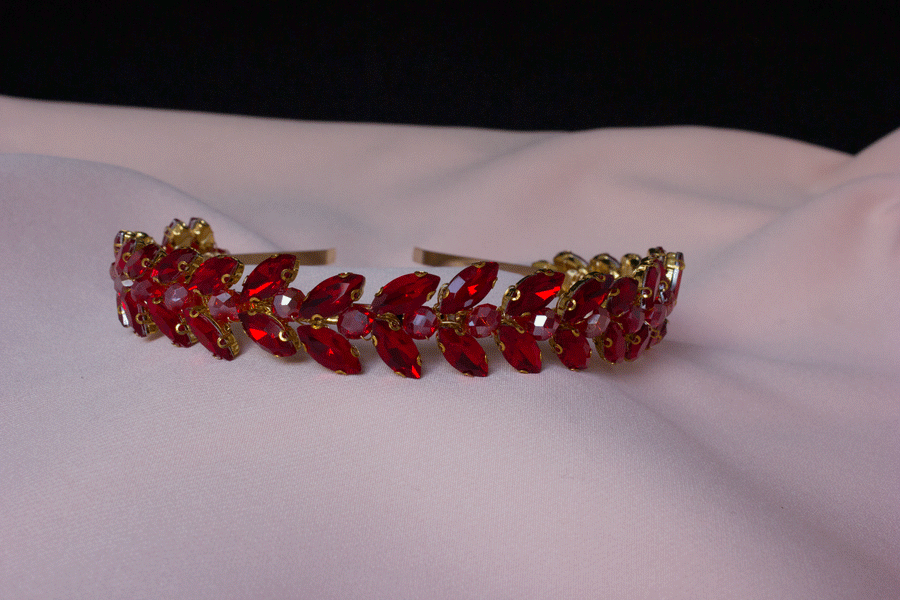 Red hair accessory diadem