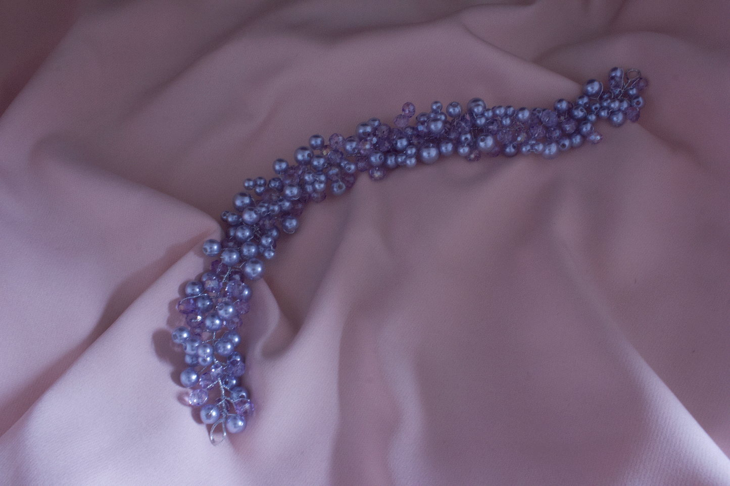 Ilya lila Perlenband