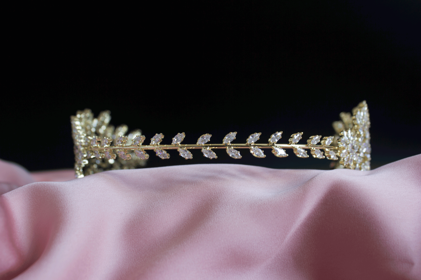 Giselle bridal hair accessories tiara