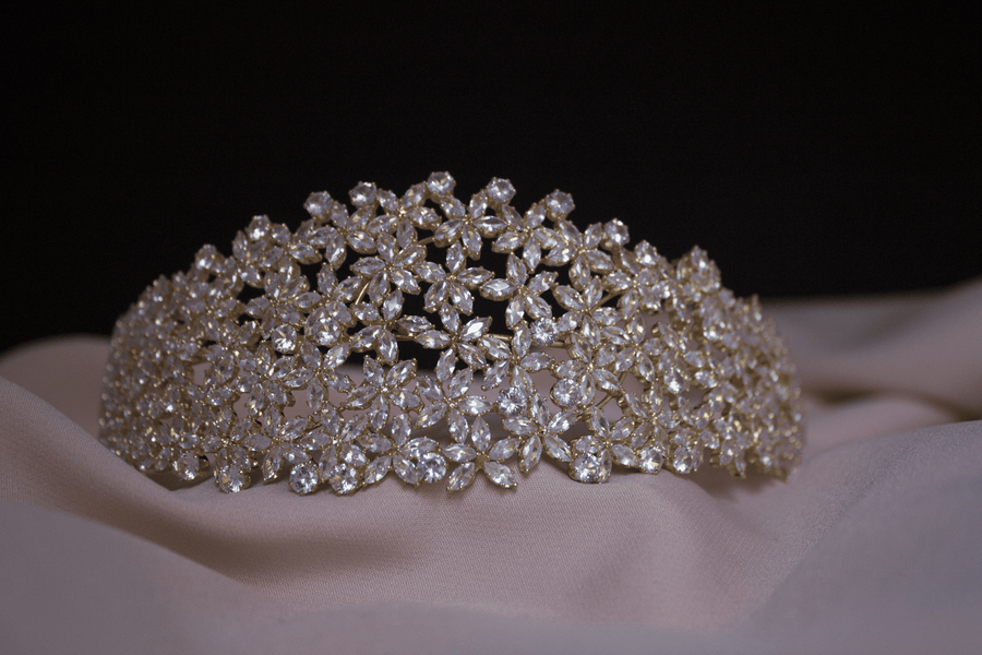 Bridal hair ornament Merlin