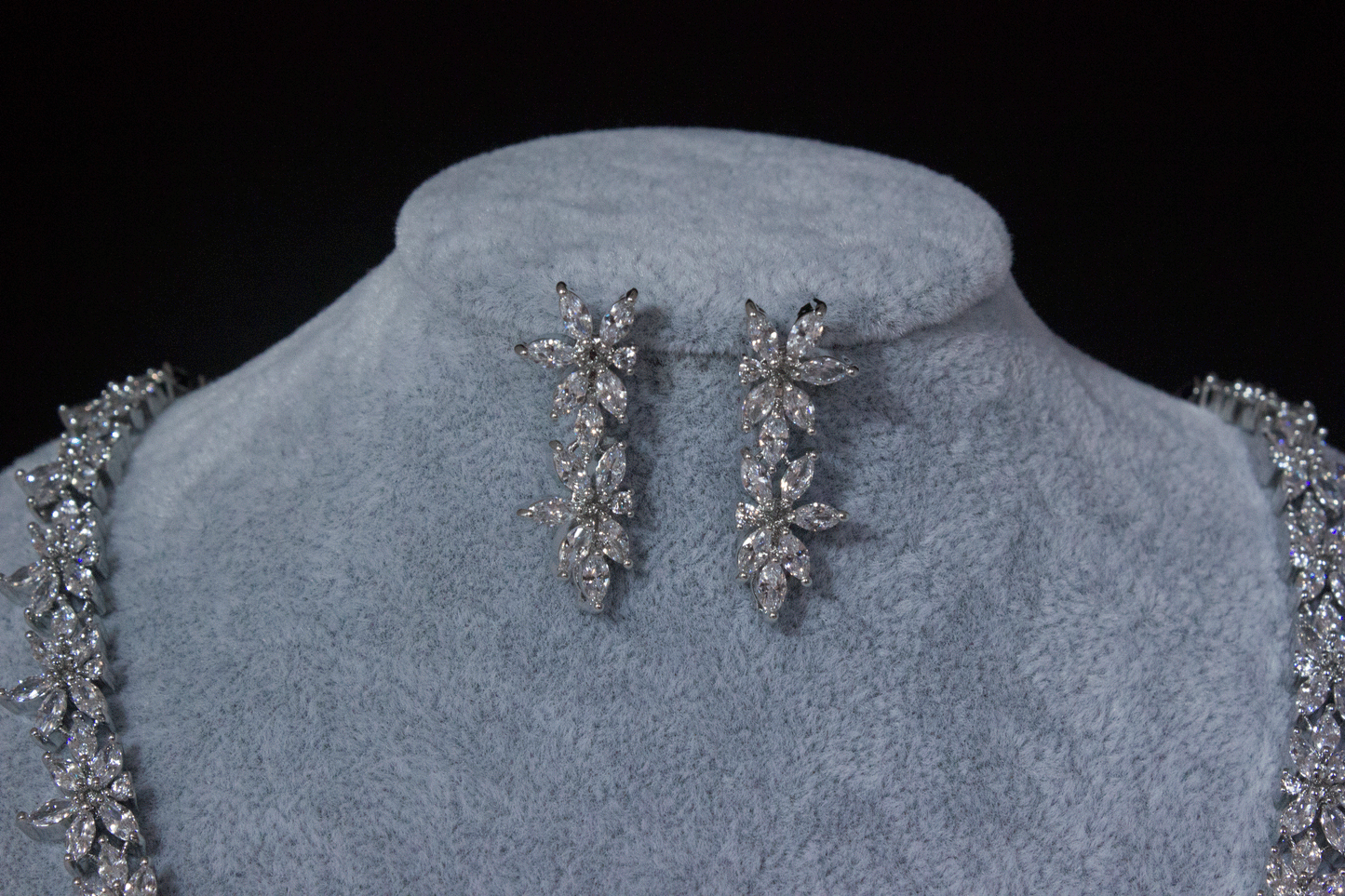 Silbernes Brautschmuckset