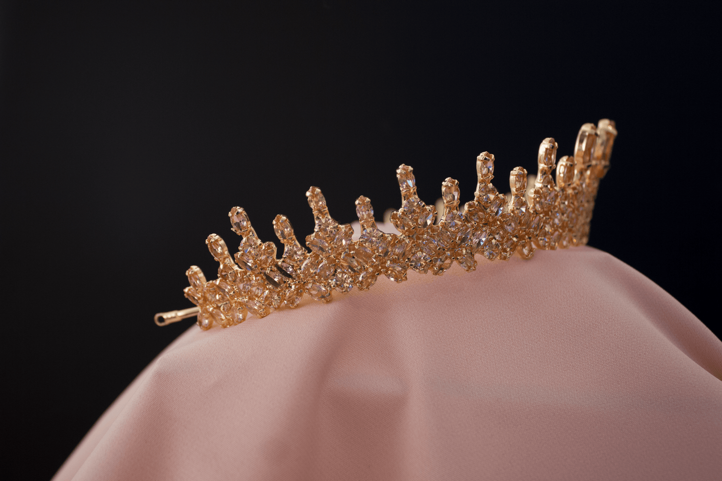 Farzya Gold Tiara Brautkrone Haarschmuck