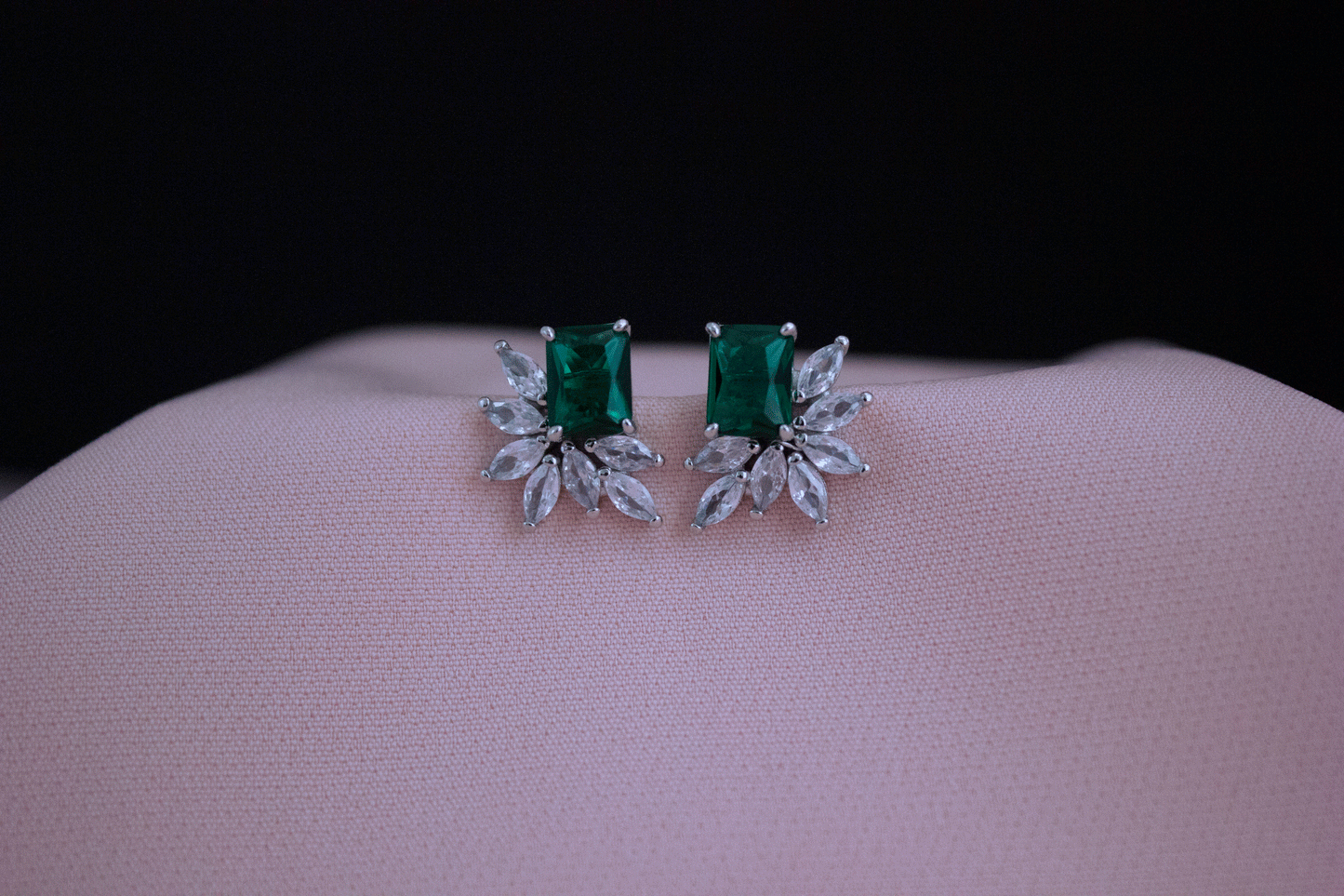 Opulence oorbellen fuchsia/rood