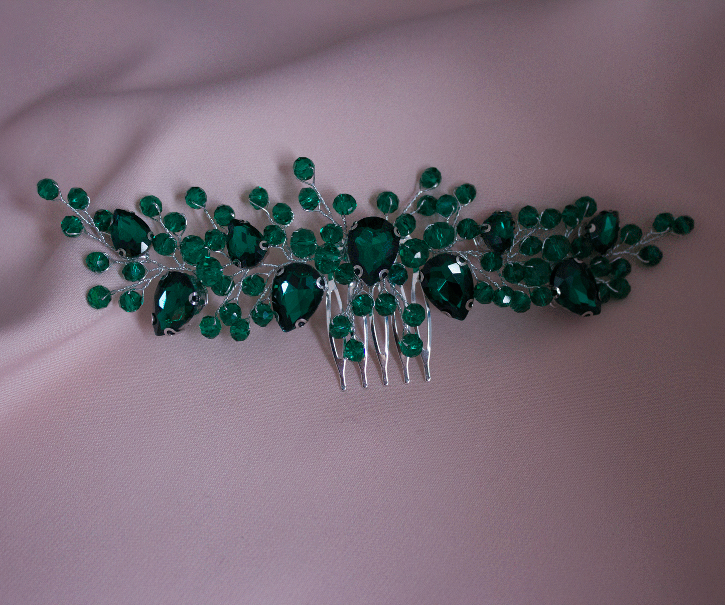 Vicki green hair comb