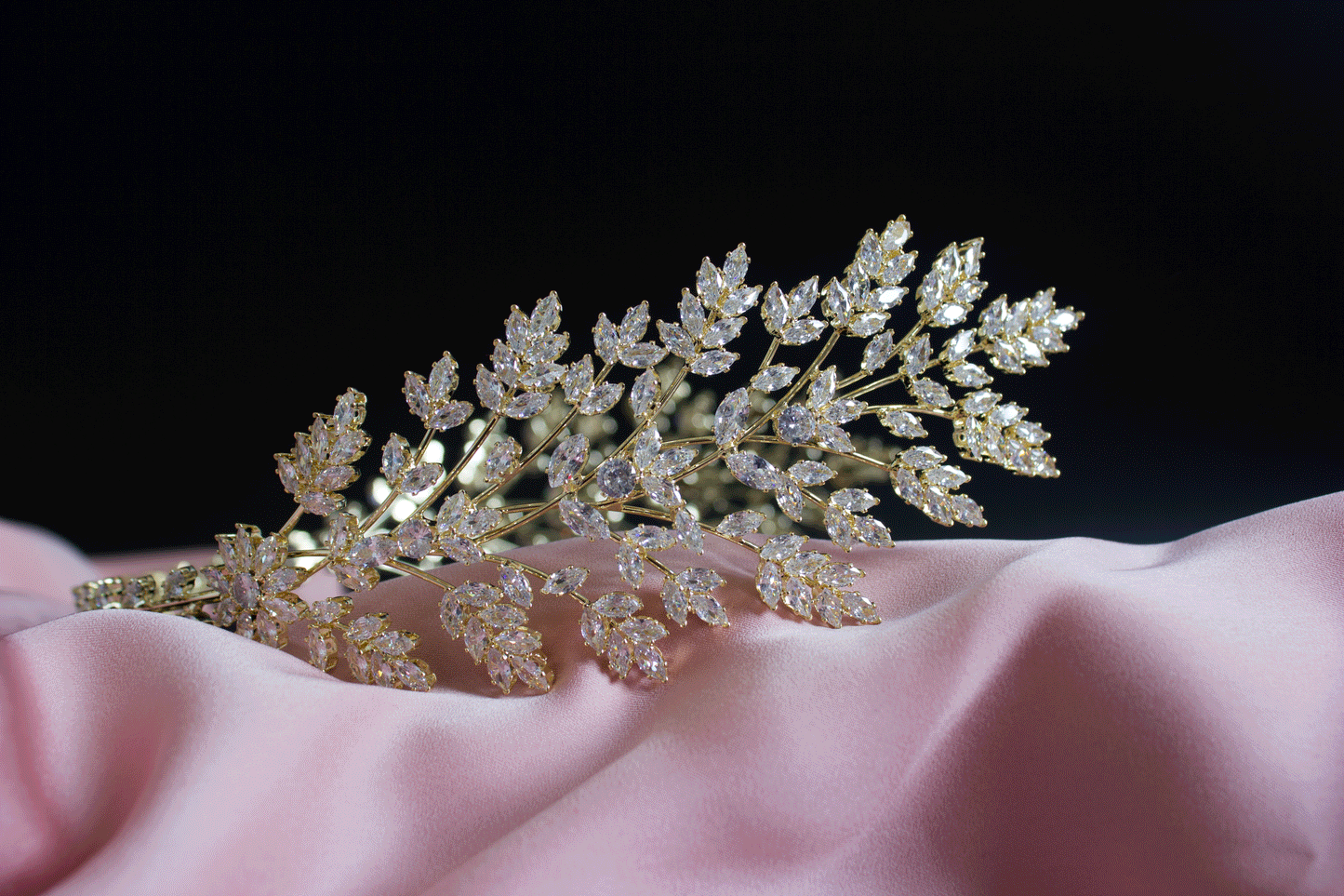 Giselle bridal hair accessories tiara