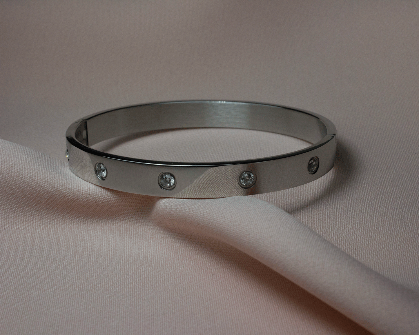 Armband aus Silber mit Diamanten