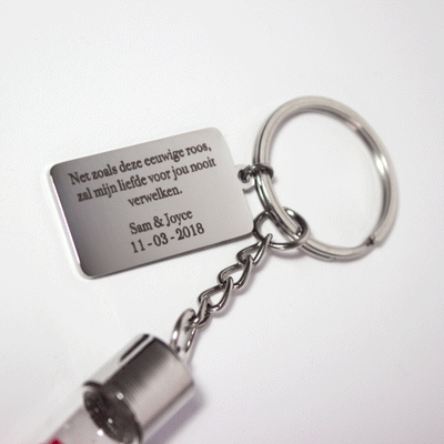 Personalized Eternal Rose Keychain - A Timeless and Meaningful Gift